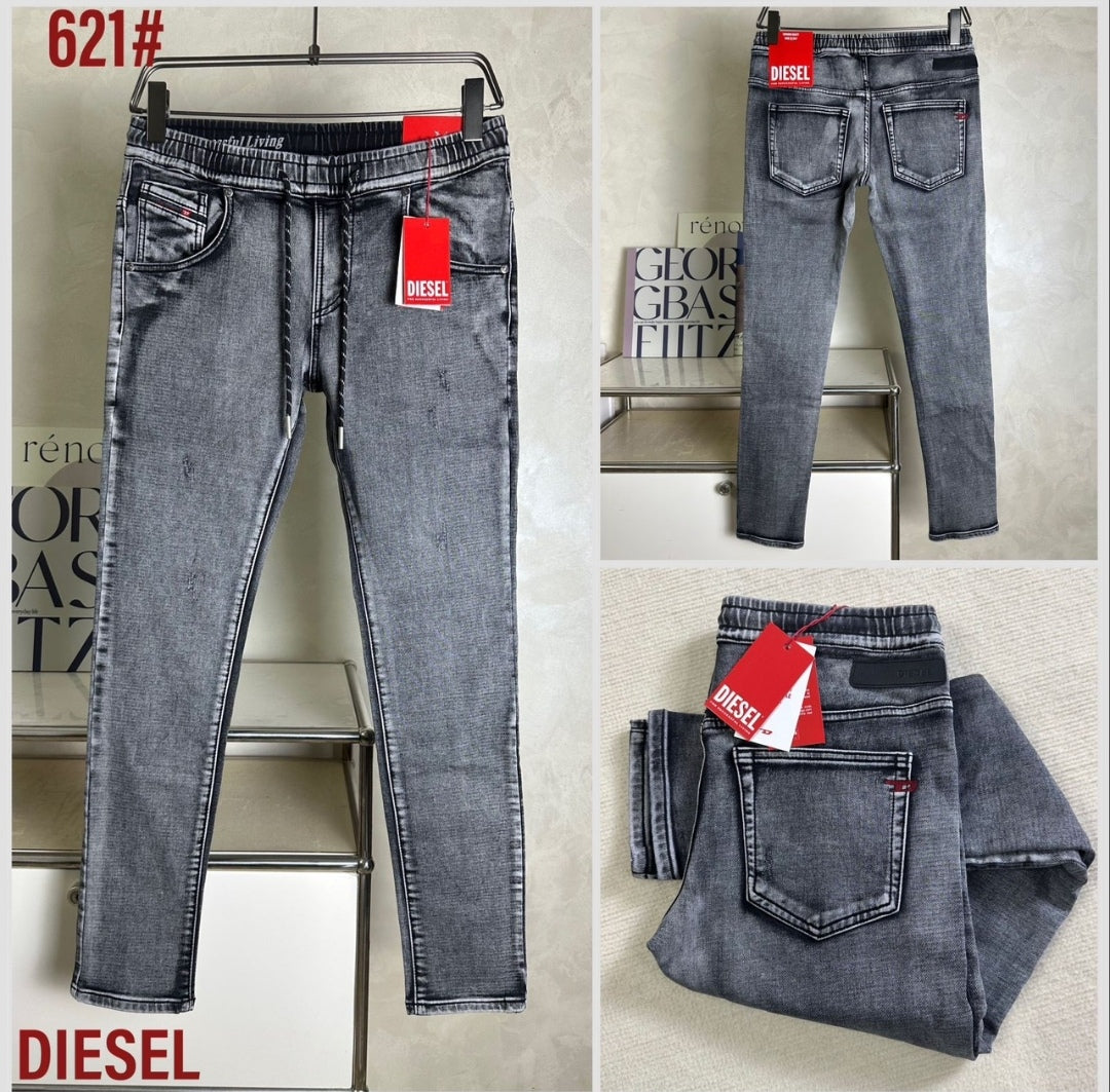 Diesel  D-Strukt 0QWTY slim-cut jeans